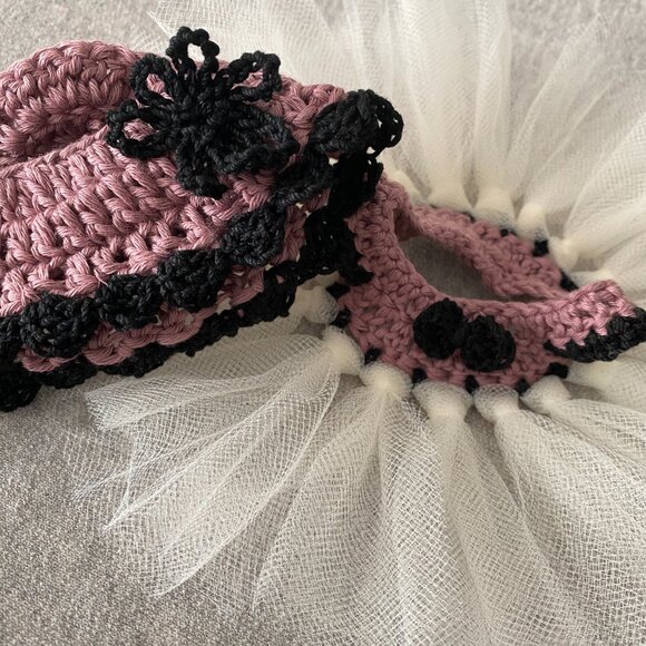 Handmade Crochet Mauve Black Cream Princess Tutu for 17cm Doll 2-Piece Set - Picture 6 of 6